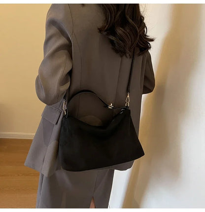 Textured Retro Frosted Shoulder Bag